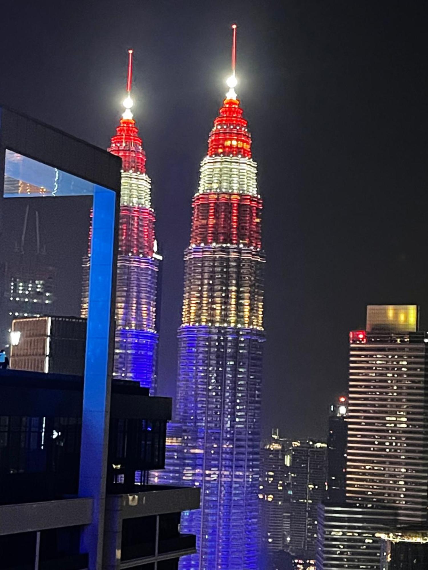 Appartamento The Platinum Klcc By Faced Kuala Lumpur Esterno foto